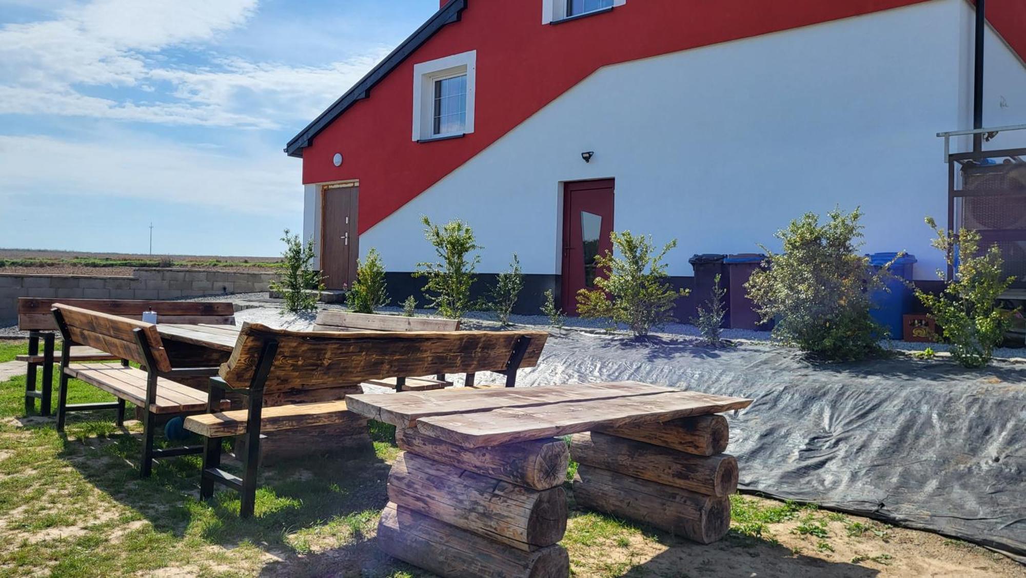 Apartamenty Czerwona Stodola Kłodzko Exteriör bild
